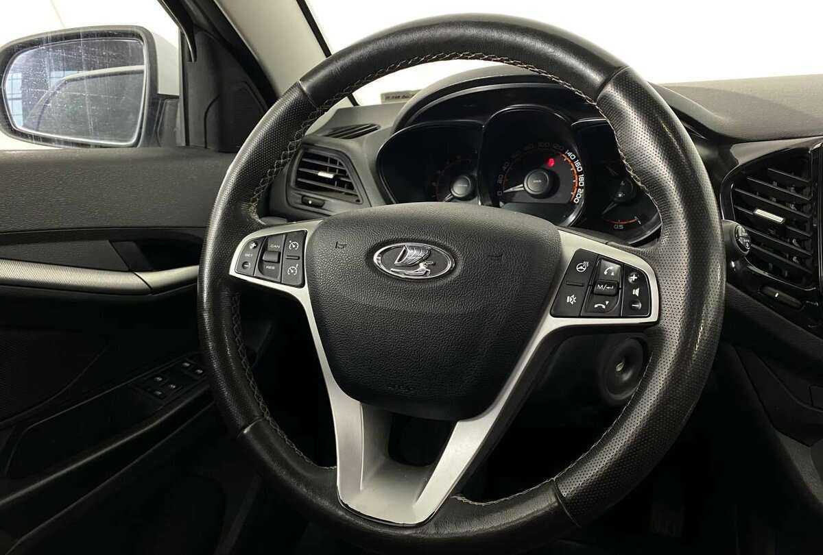 Купить Lada (ВАЗ) Vesta SW, 2021, 48 382 км, фото №9