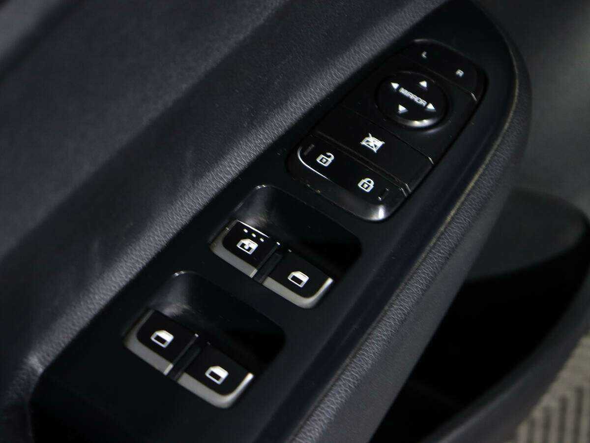 Купить Kia Rio X-Line, 2018, 105 349 км, фото №14