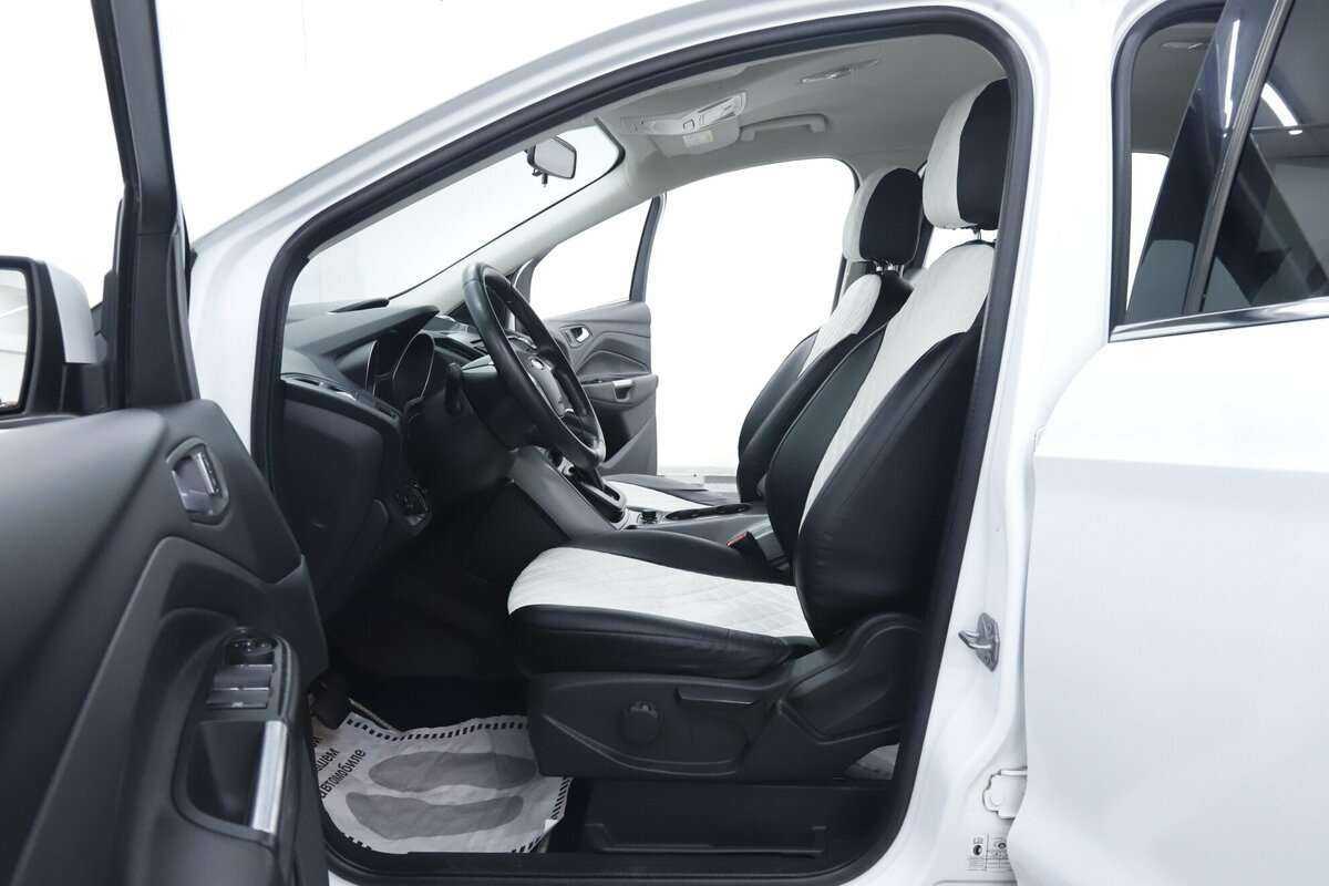 Купить Ford Kuga, 2016, 79 500 км, фото №7