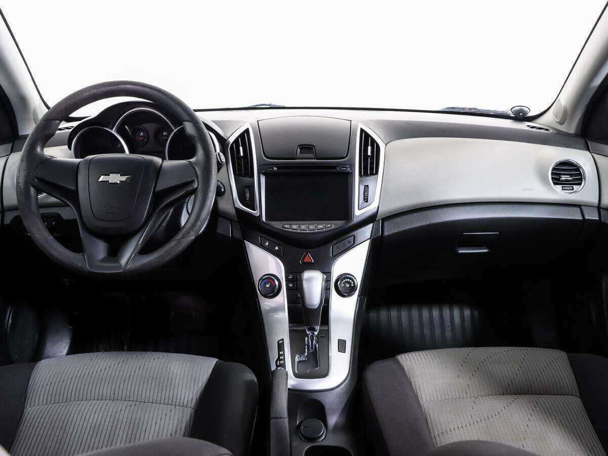 Купить Chevrolet Cruze, 2013, 129 635 км, фото №10