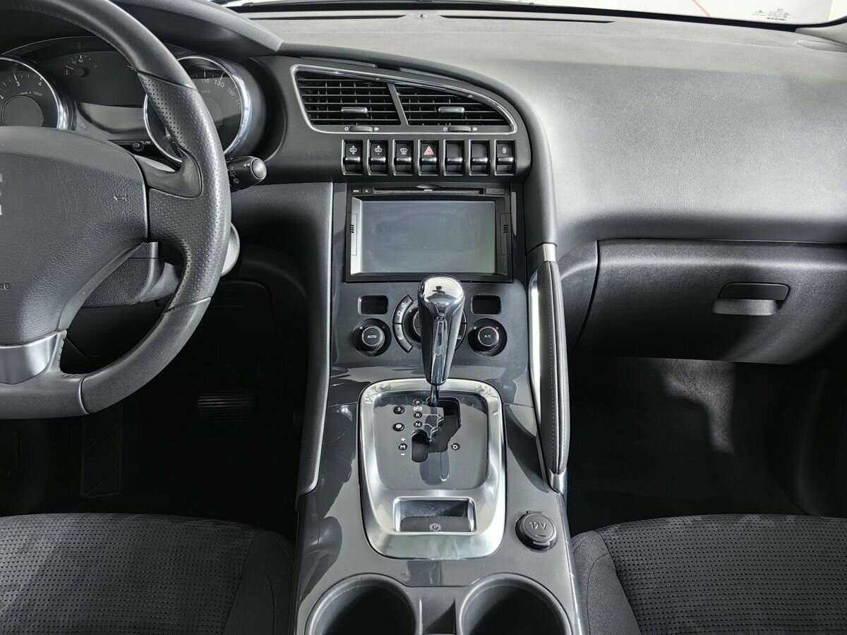 Купить Peugeot 3008, 2012, 122 173 км, фото №11