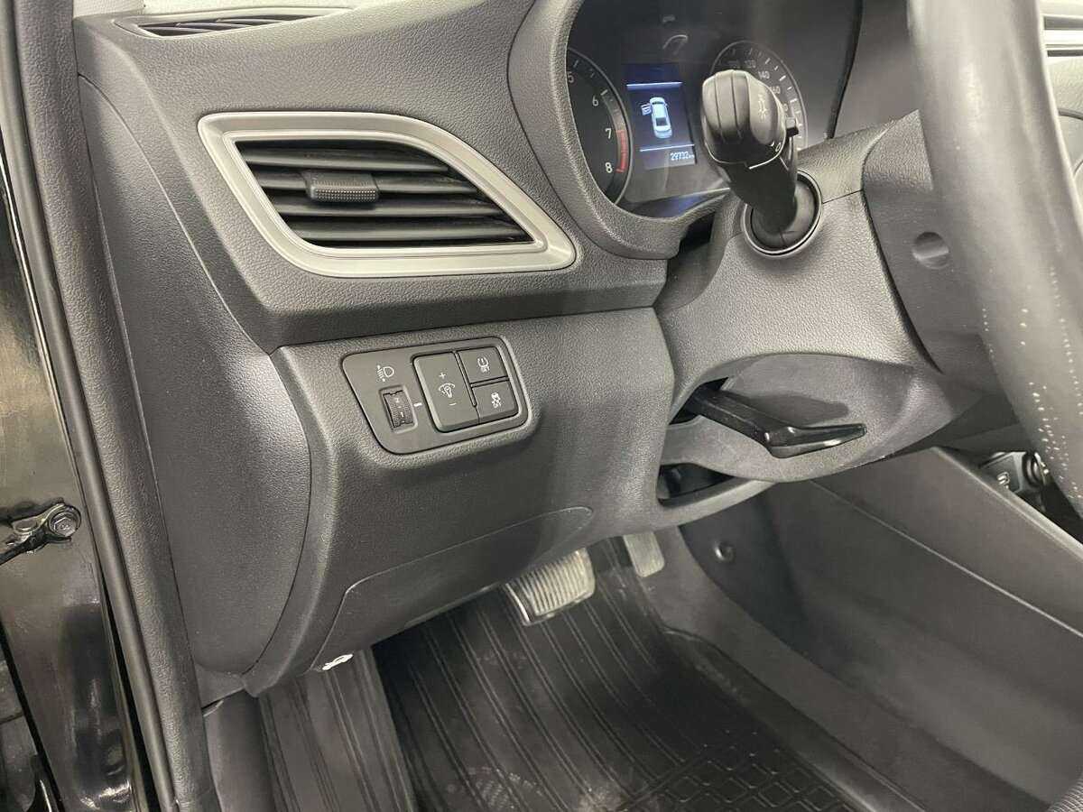 Купить Hyundai Solaris, 2020, 29 000 км, фото №9