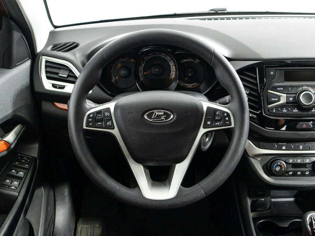 Купить Lada (ВАЗ) Vesta Cross, 2021, 7 856 км, фото №17