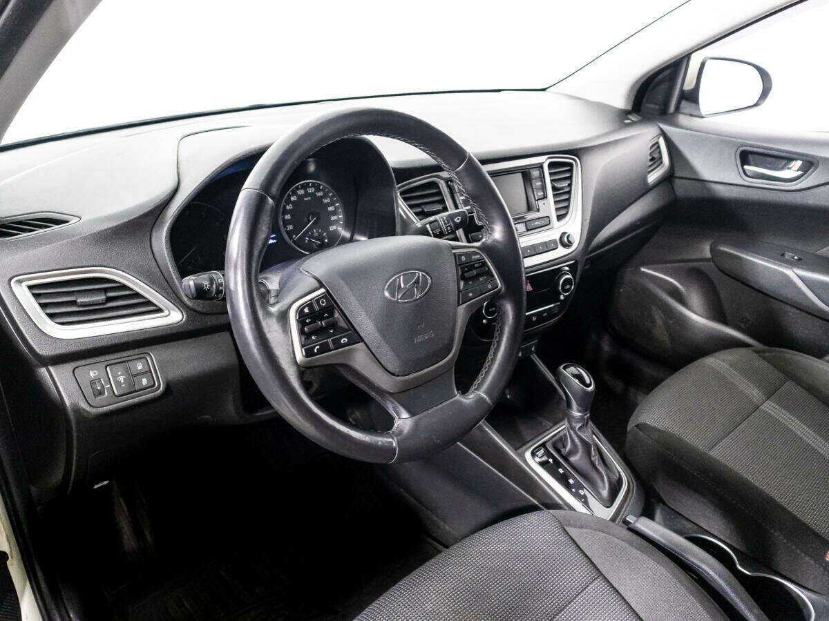 Купить Hyundai Solaris, 2019, 68 000 км, фото №11
