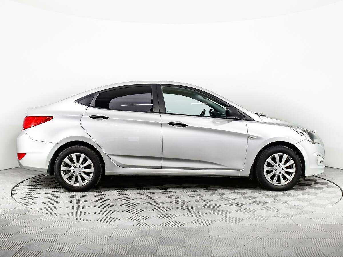 Купить Hyundai Solaris, 2014, 140 289 км, фото №4