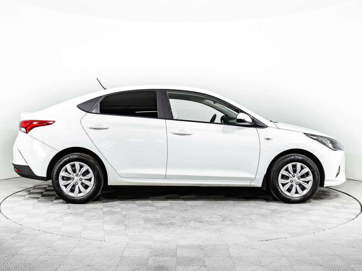 Купить Hyundai Solaris, 2020, 92 144 км, фото №4