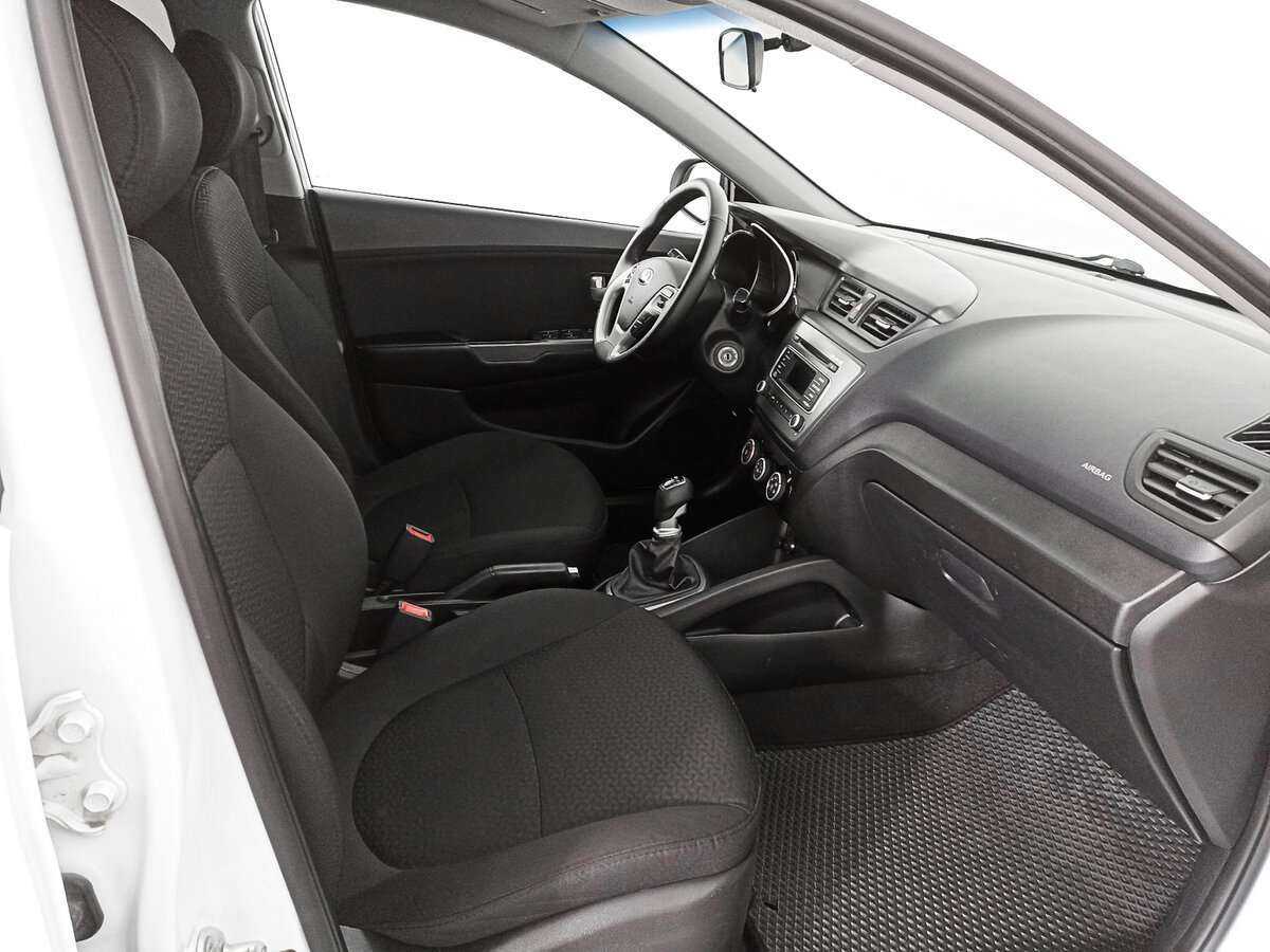 Купить Kia Rio, 2015, 93 001 км, фото №9
