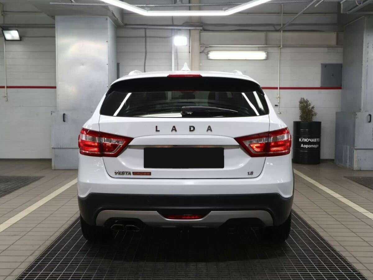 Купить Lada (ВАЗ) Vesta SW, 2018, 64 000 км, фото №4