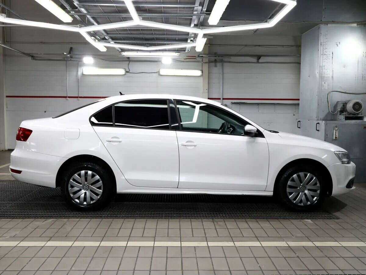 Купить Volkswagen Jetta, 2013, 180 000 км, фото №4