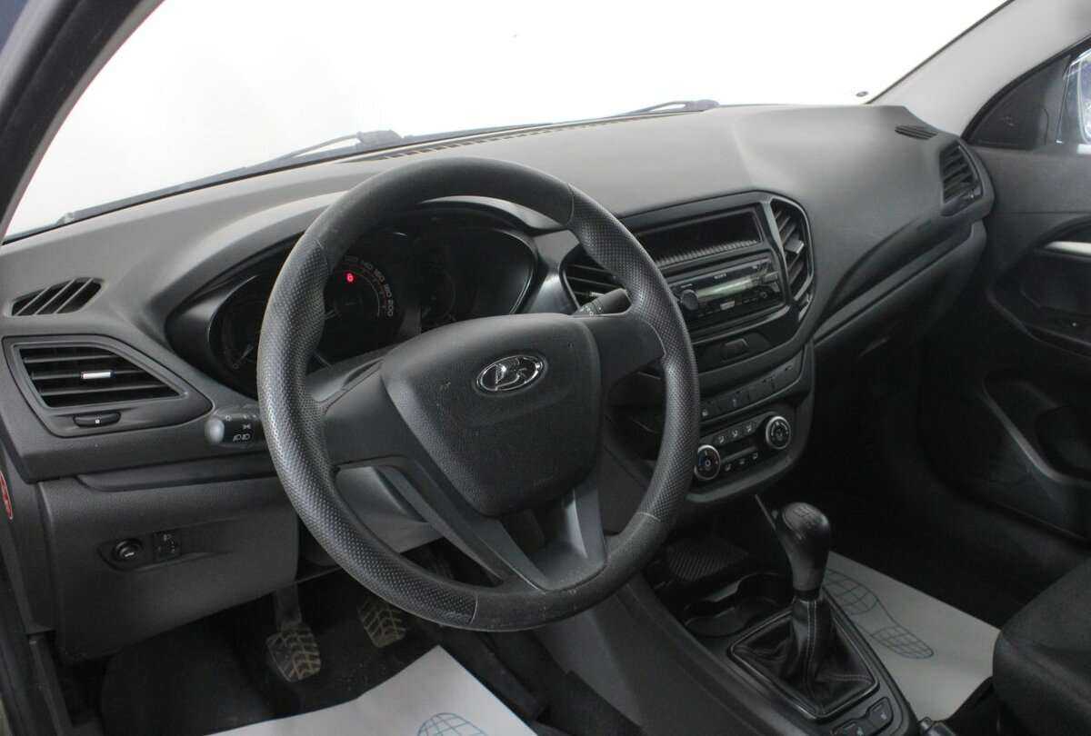 Купить Lada (ВАЗ) Vesta, 2017, 132 000 км, фото №13