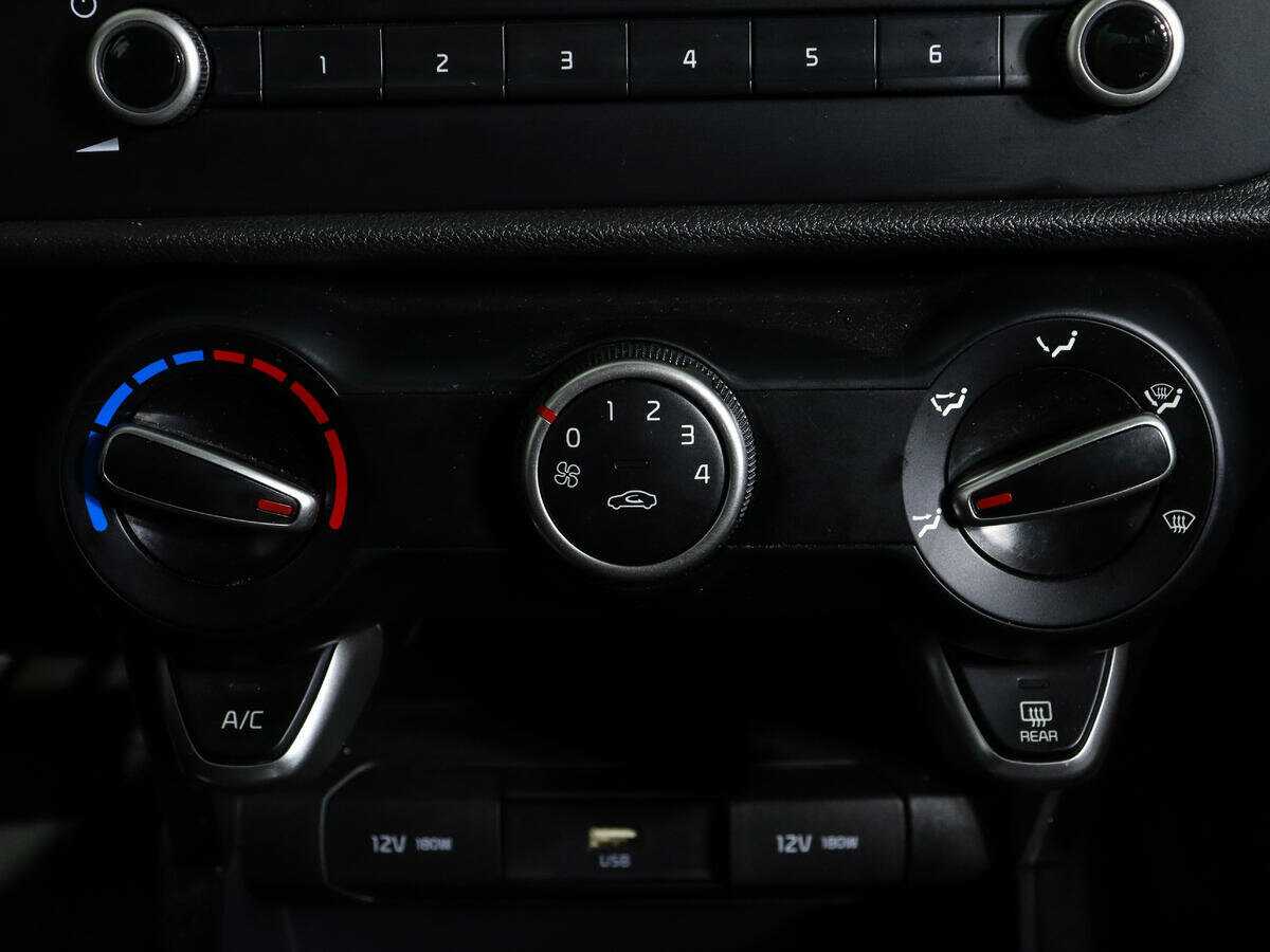 Купить Kia Rio, 2022, 47 000 км, фото №18