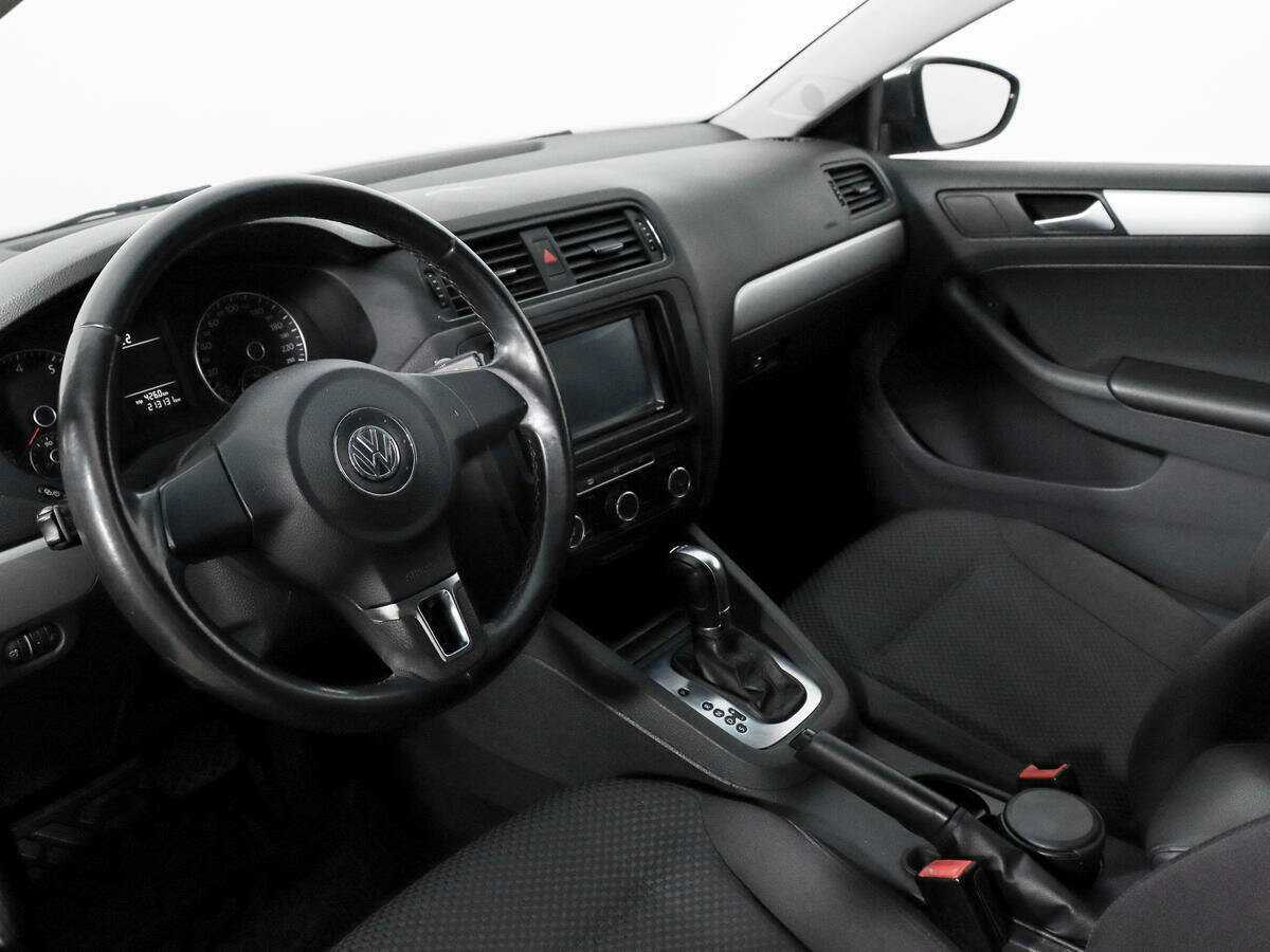 Купить Volkswagen Jetta, 2012, 213 129 км, фото №9