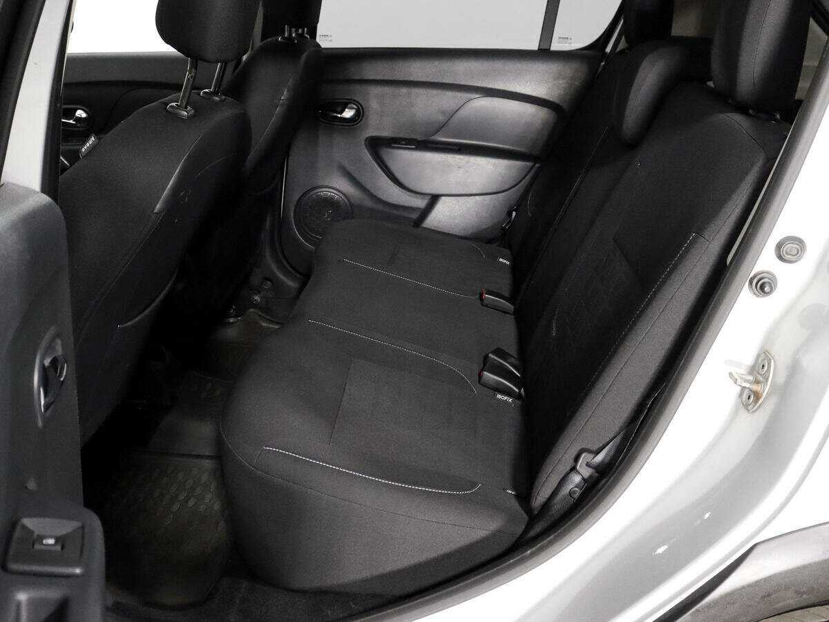 Купить Renault Sandero Stepway, 2015, 220 783 км, фото №8