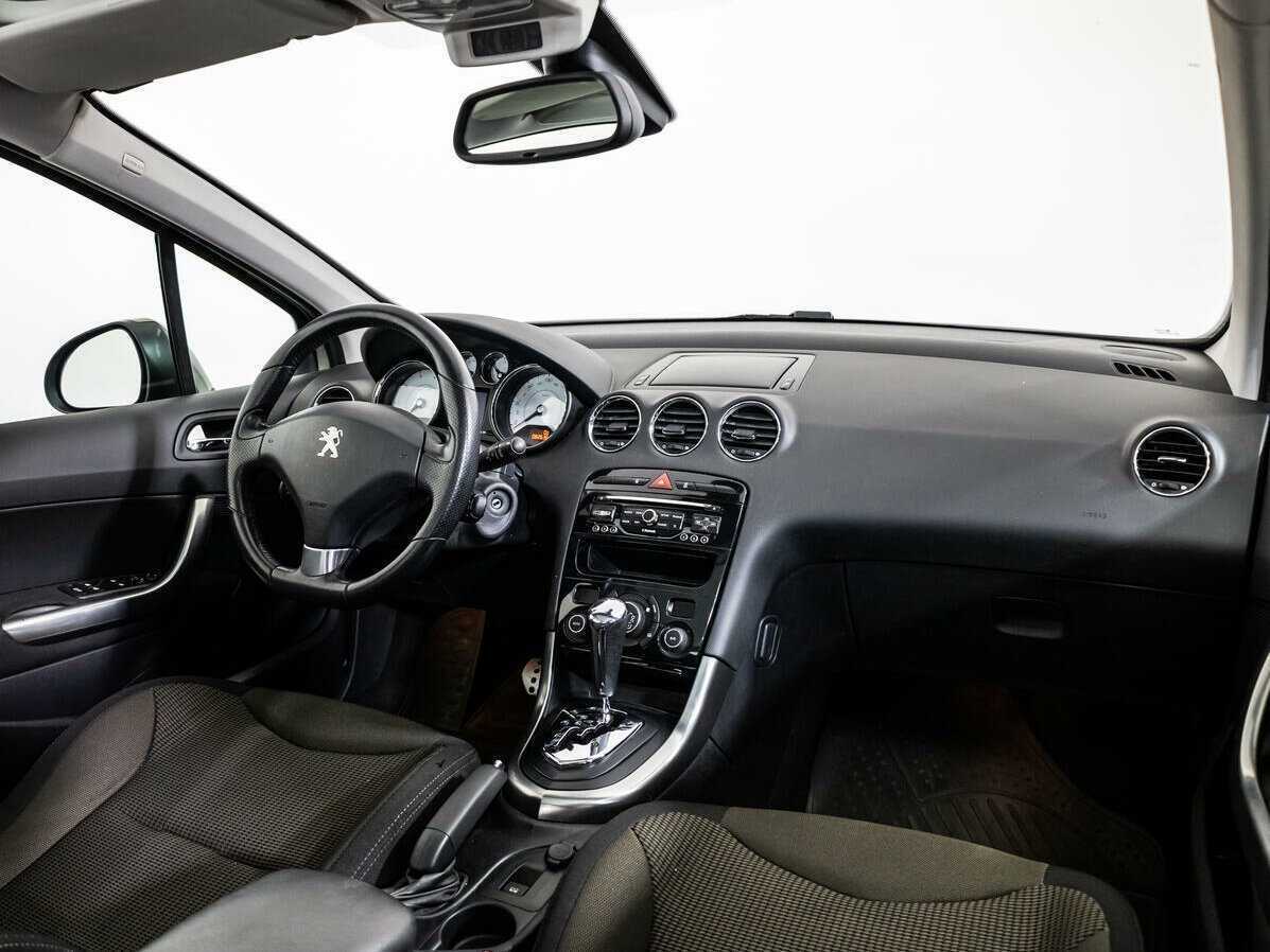 Купить Peugeot 308, 2013, 82 635 км, фото №9