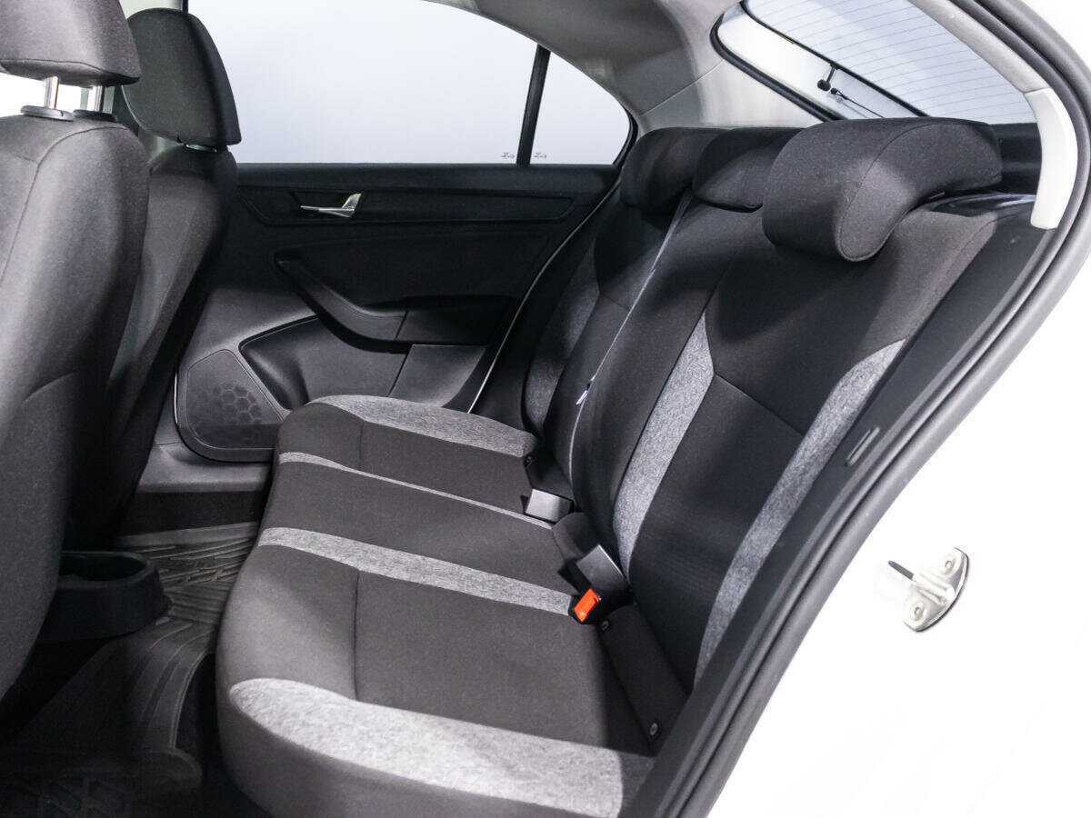 Купить Skoda Rapid, 2021, 112 982 км, фото №10