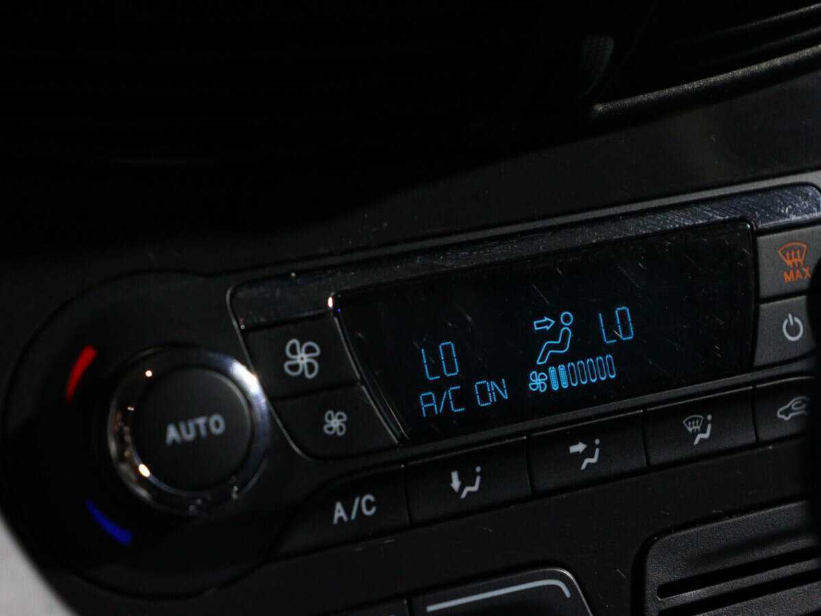 Купить Ford Kuga, 2013, 114 984 км, фото №16