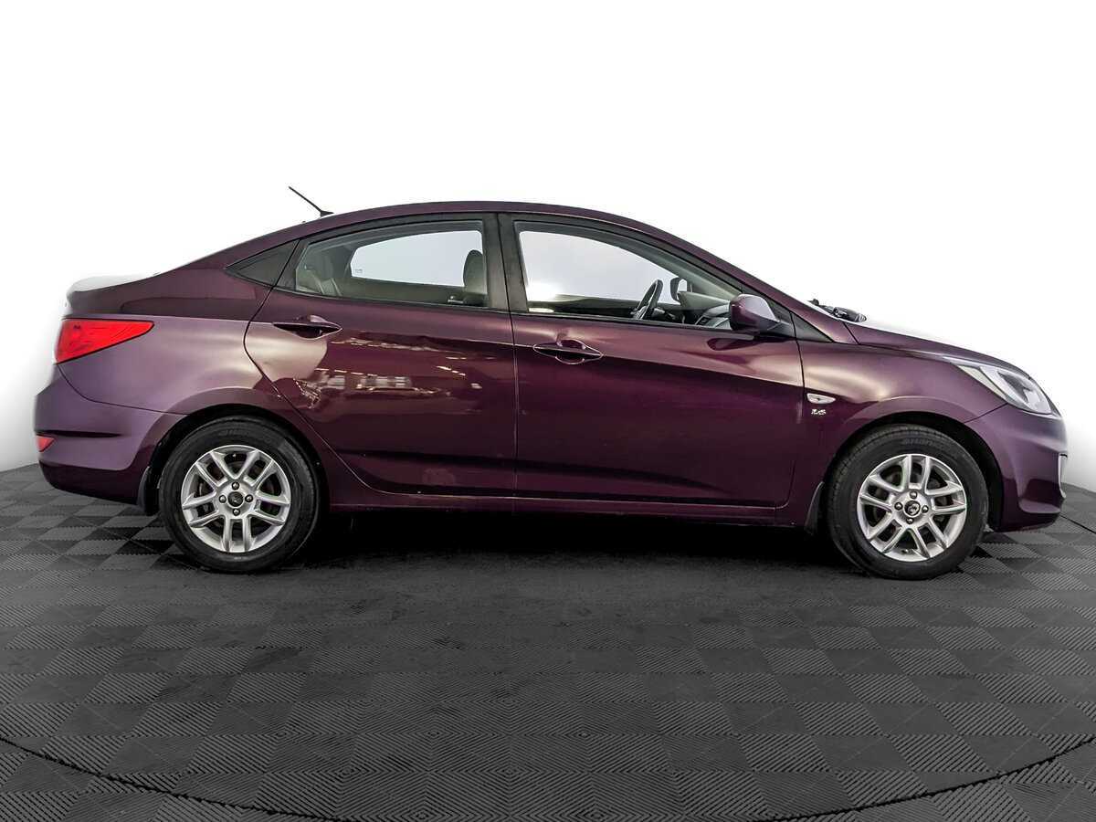 Купить Hyundai Solaris, 2012, 116 845 км, фото №4