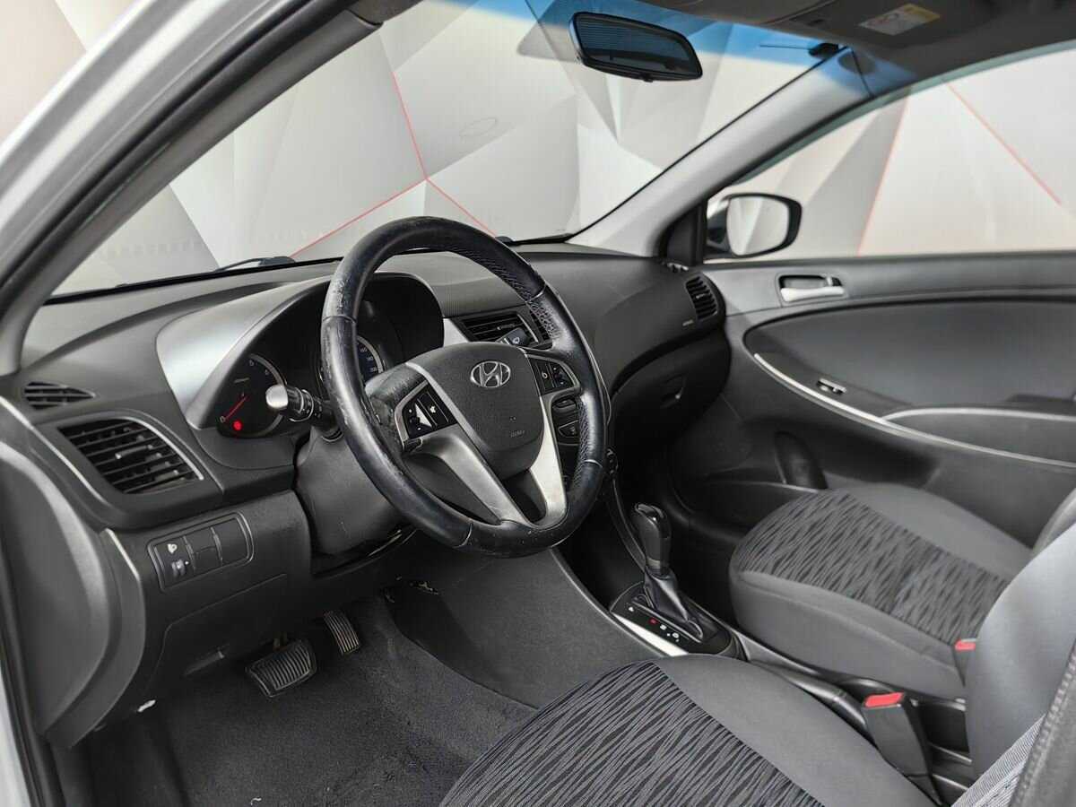 Купить Hyundai Solaris, 2015, 137 375 км, фото №14