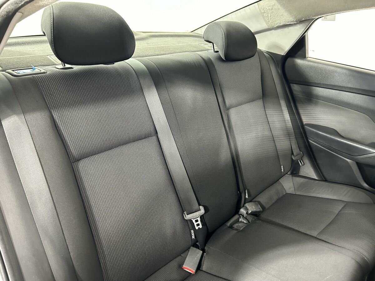 Купить Hyundai Solaris, 2017, 255 365 км, фото №15