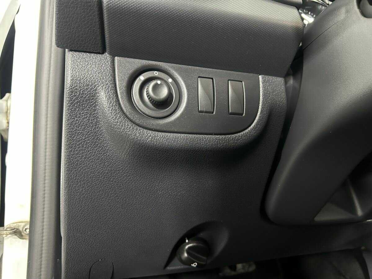 Купить Renault Logan, 2016, 72 429 км, фото №9