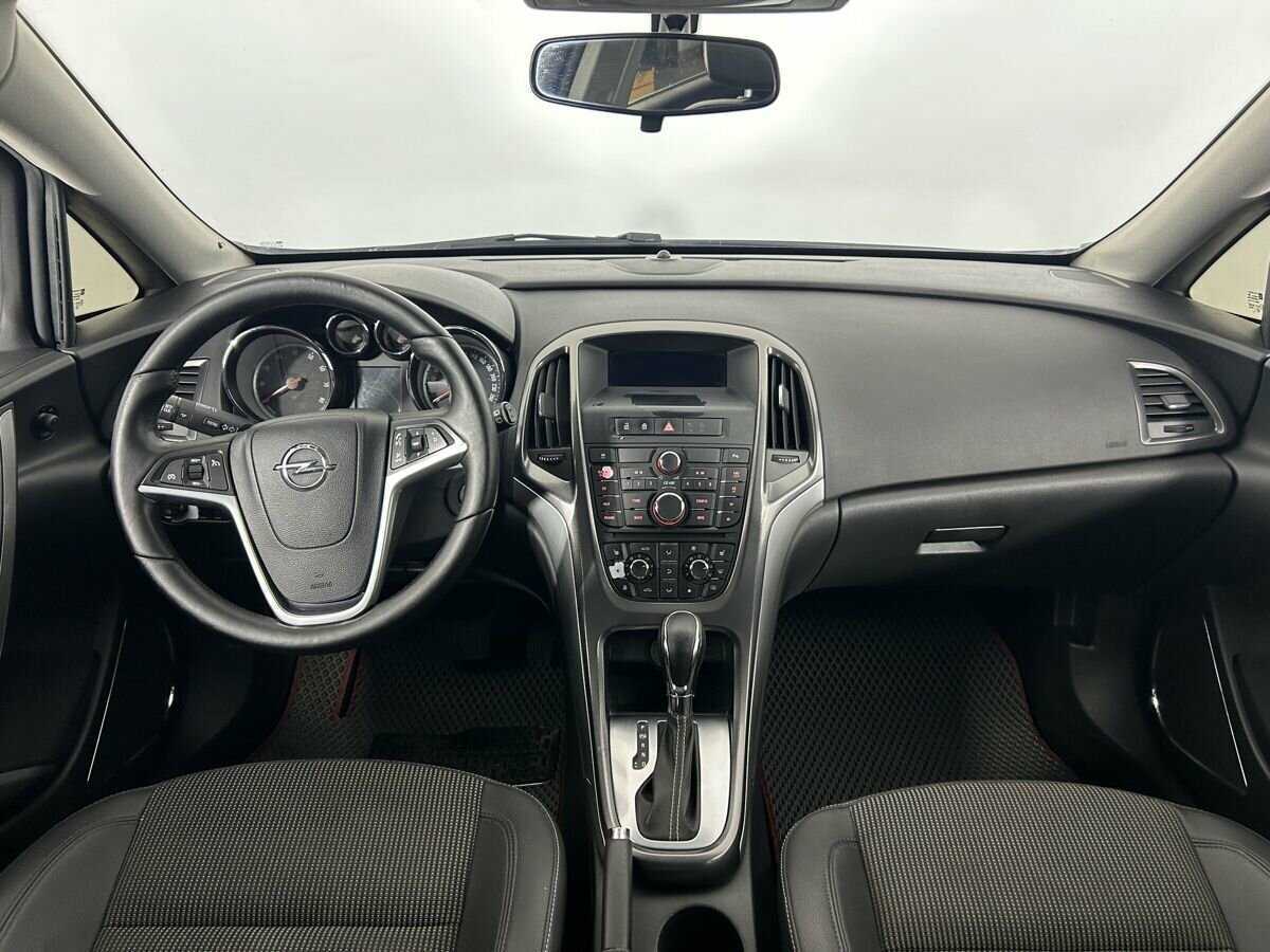 Купить Opel Astra, 2012, 176 107 км, фото №7