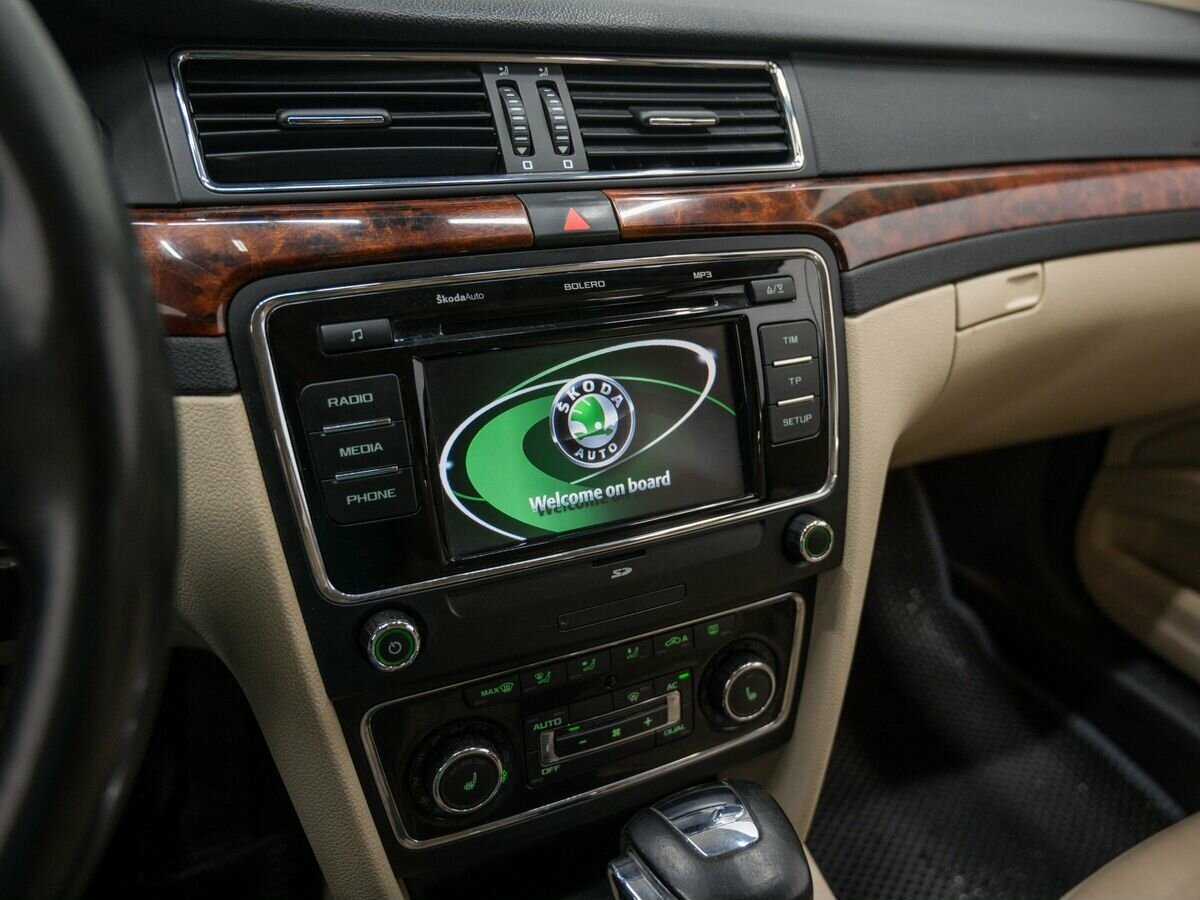 Купить Skoda Superb, 2012, 288 337 км, фото №20