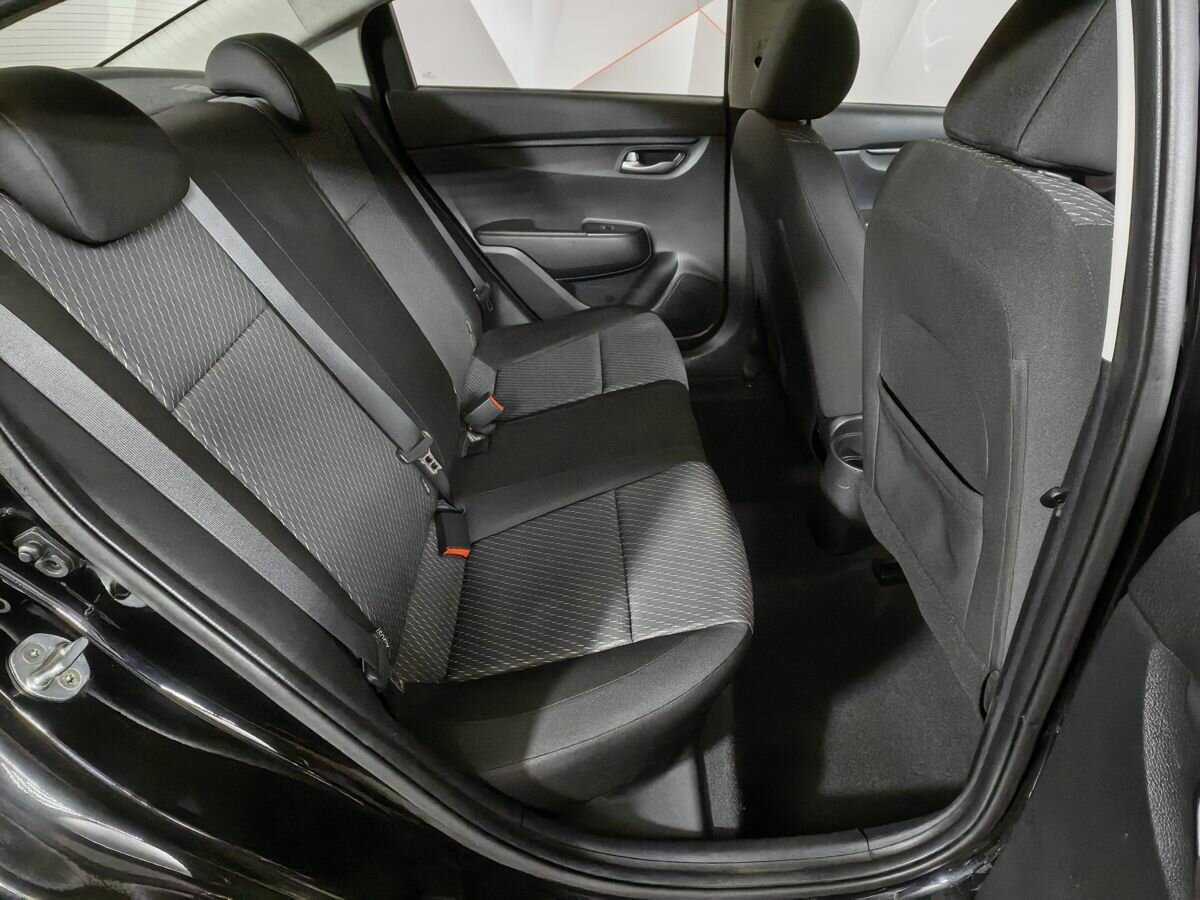 Купить Kia Rio, 2017, 154 935 км, фото №12