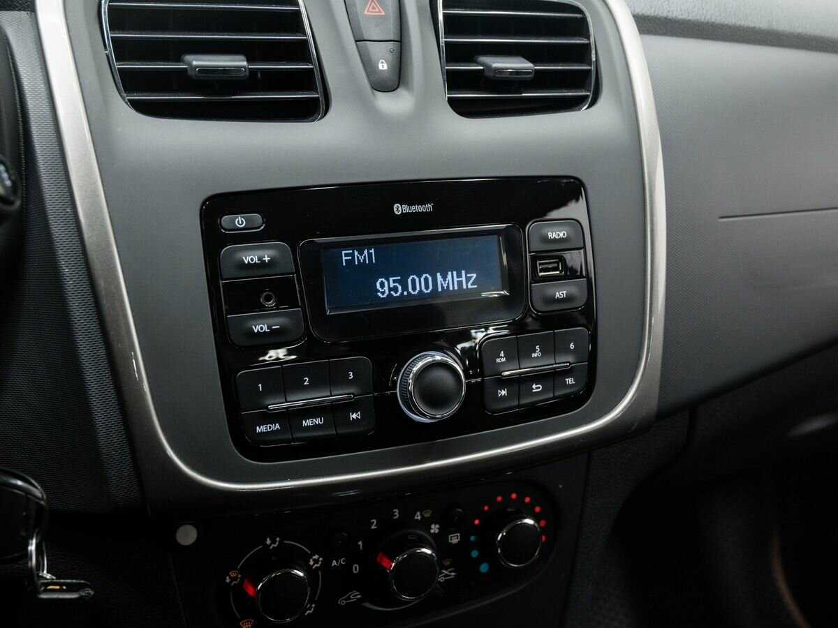 Купить Renault Logan Stepway, 2021, 80 400 км, фото №19