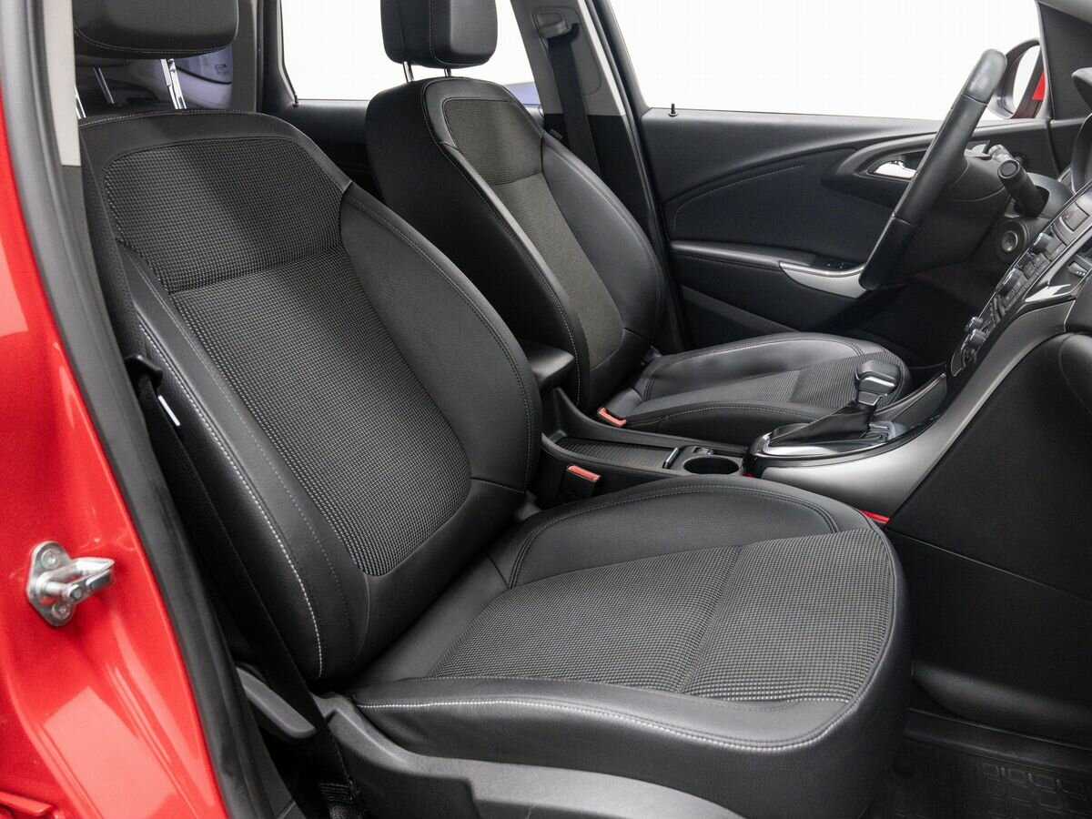 Купить Opel Astra, 2013, 121 000 км, фото №8