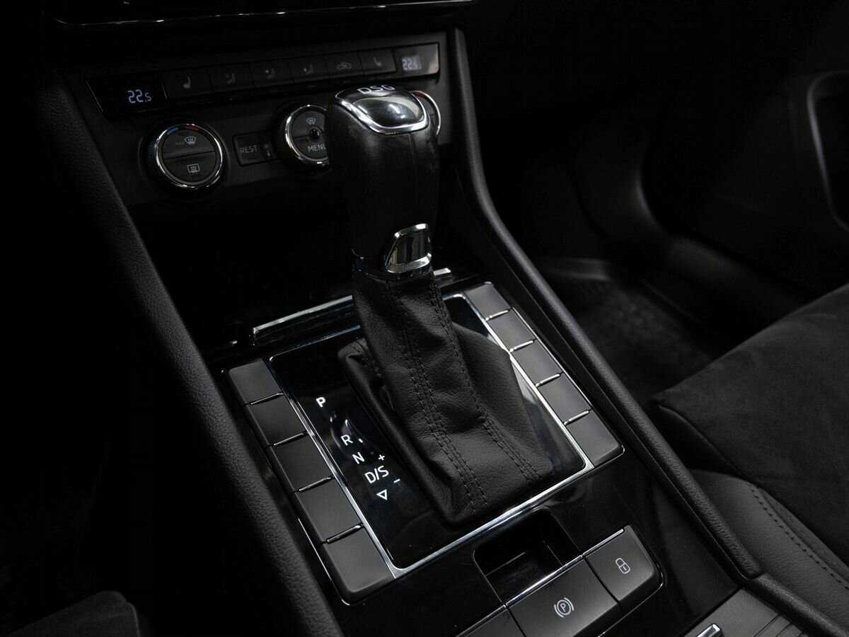 Купить Skoda Superb, 2016, 170 000 км, фото №18