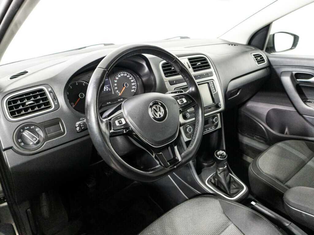 Купить Volkswagen Polo, 2018, 121 960 км, фото №11