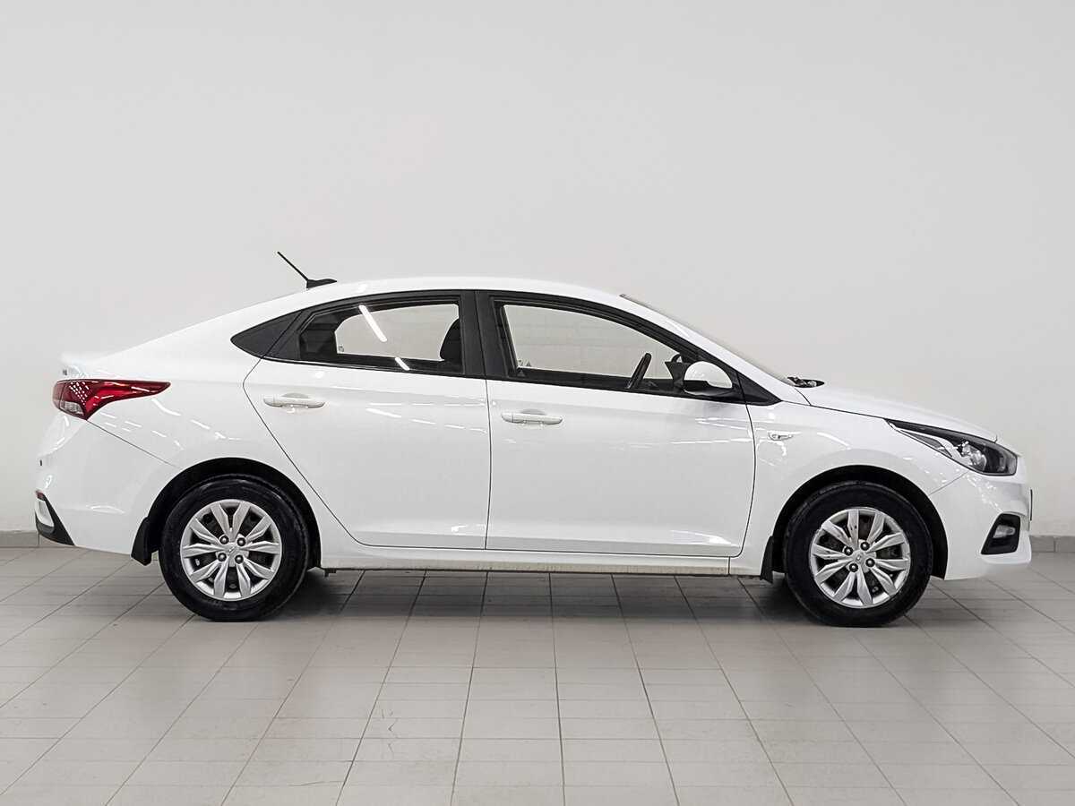 Купить Hyundai Solaris, 2017, 88 966 км, фото №4