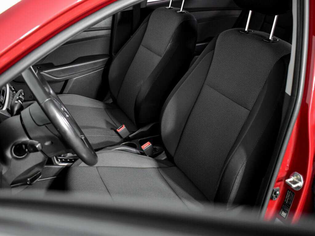 Купить Hyundai Solaris, 2017, 66 444 км, фото №12