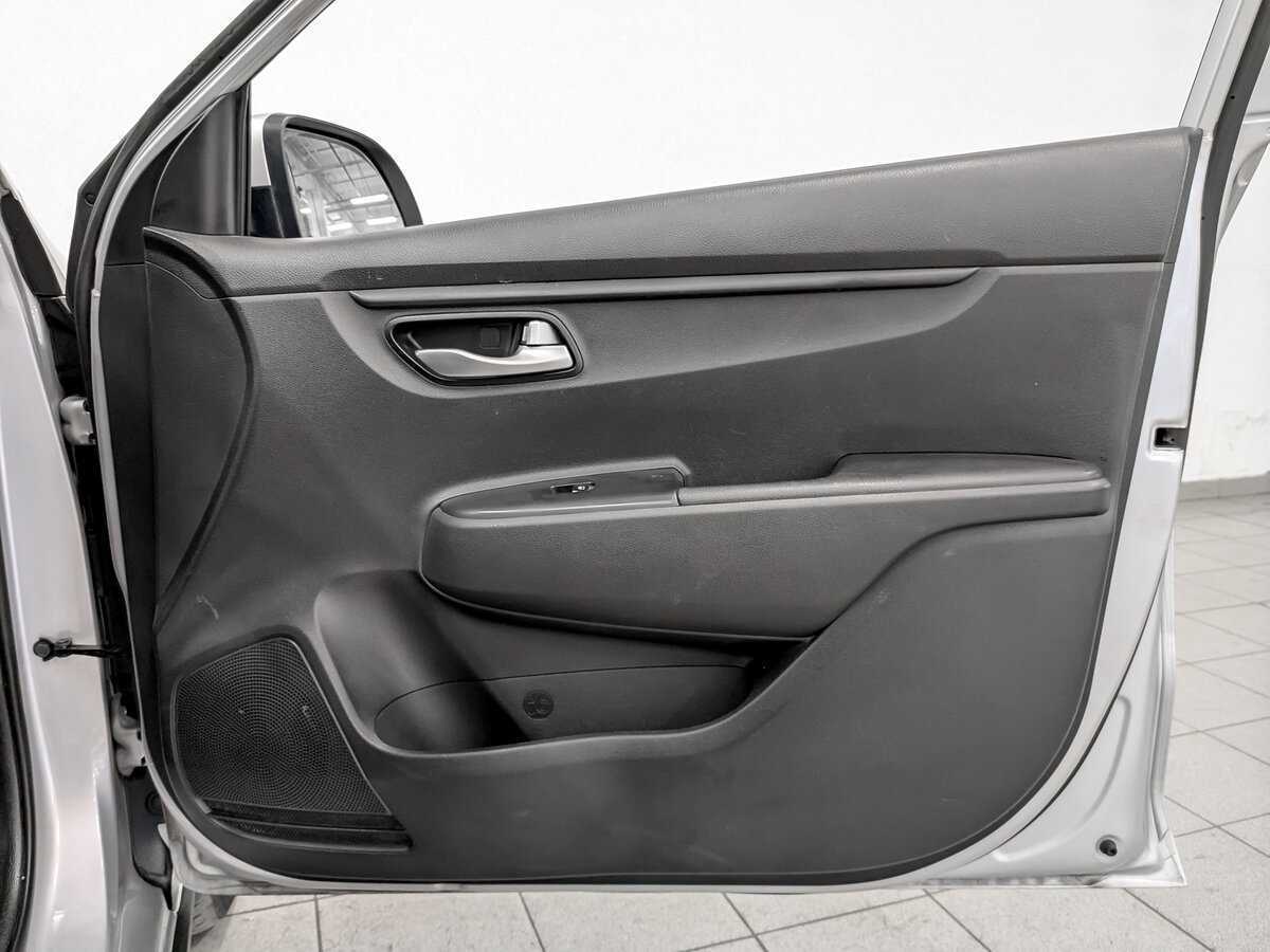 Купить Kia Rio X-Line, 2020, 182 994 км, фото №21