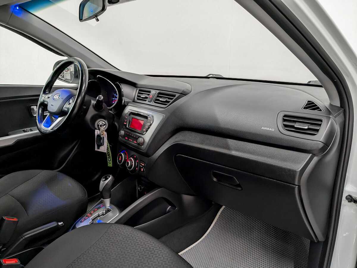 Купить Kia Rio, 2015, 162 188 км, фото №11