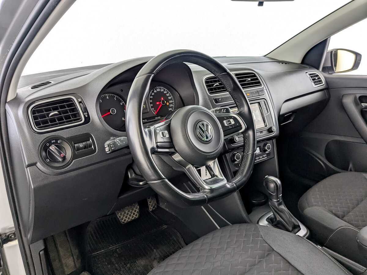 Купить Volkswagen Polo, 2019, 119 828 км, фото №16