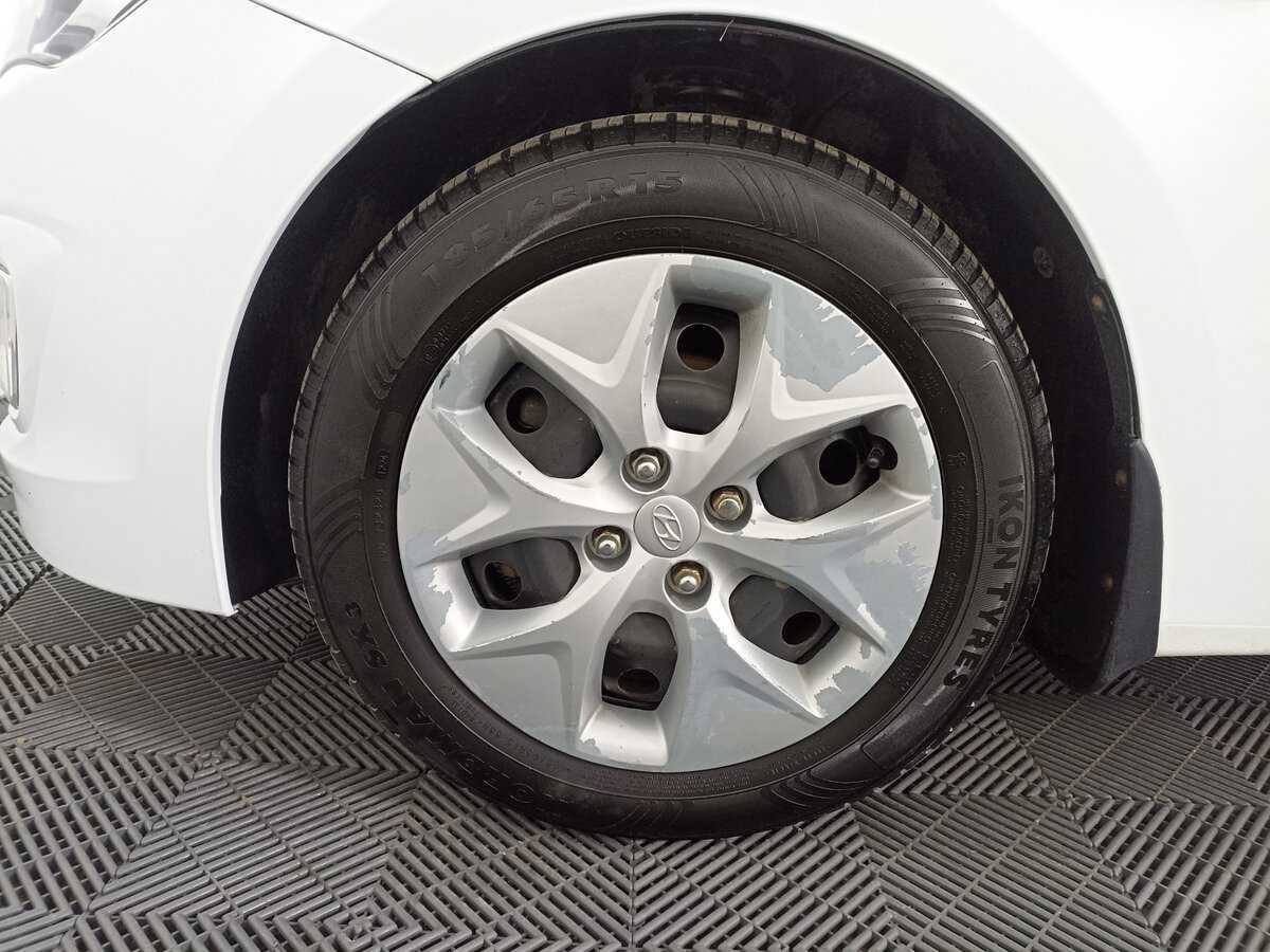 Купить Hyundai Solaris, 2016, 96 182 км, фото №15