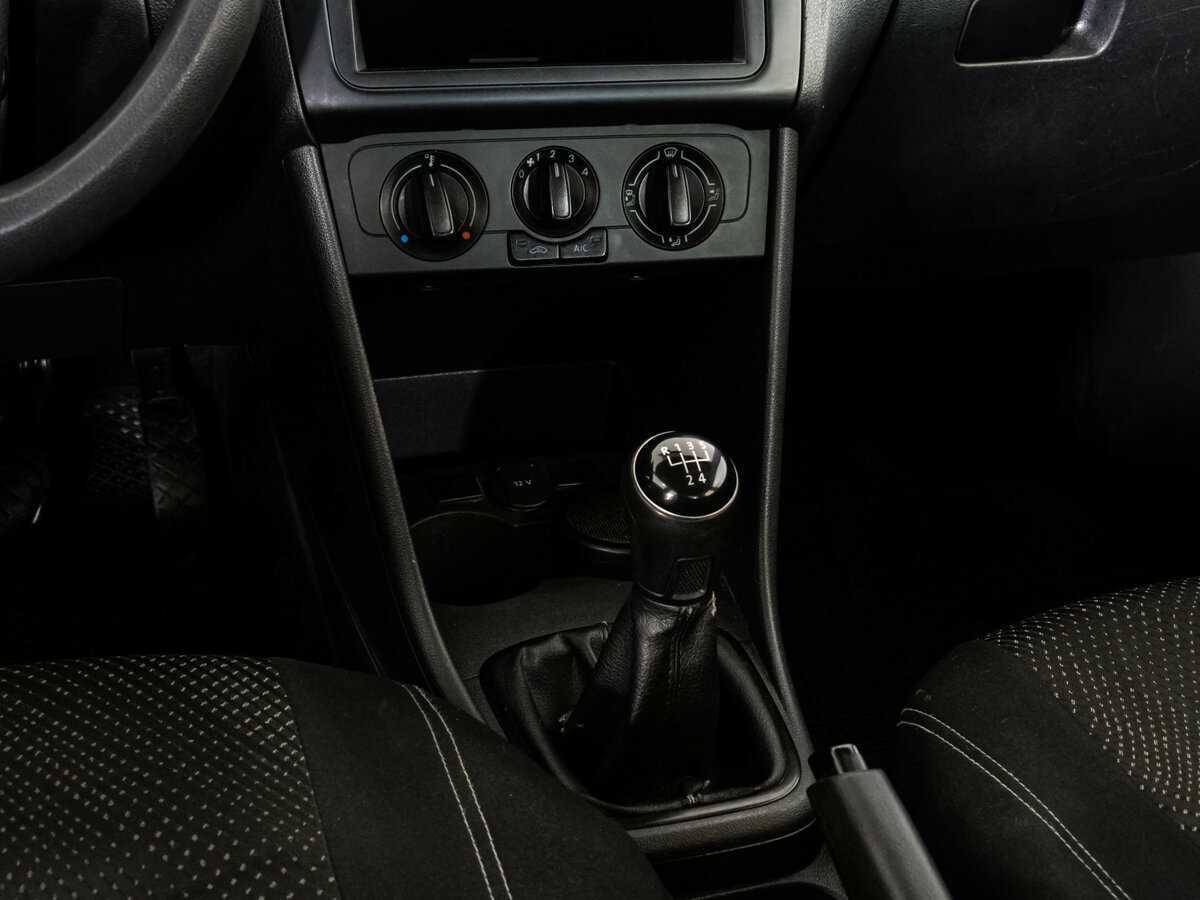 Купить Volkswagen Polo, 2017, 202 000 км, фото №10