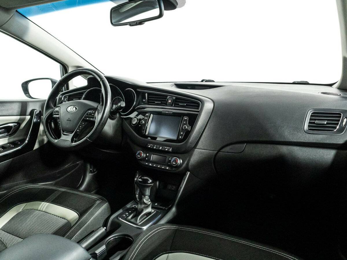 Купить Kia Ceed, 2017, 91 821 км, фото №9