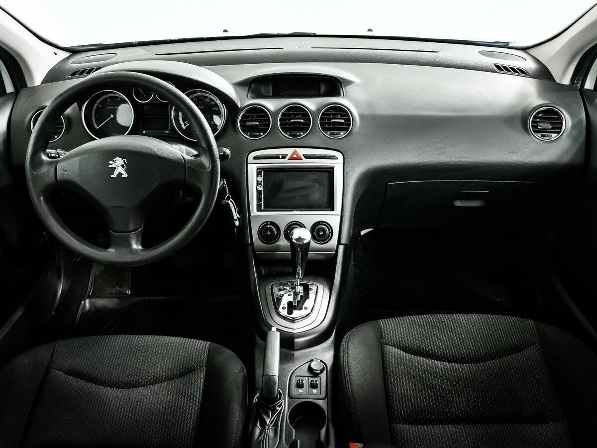 Купить Peugeot 408, 2012, 146 000 км, фото №11