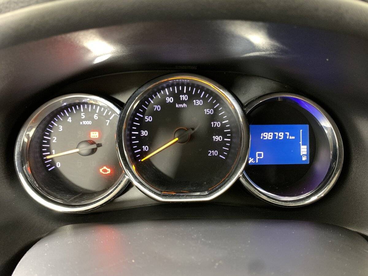 Купить Renault Logan, 2017, 198 797 км, фото №14