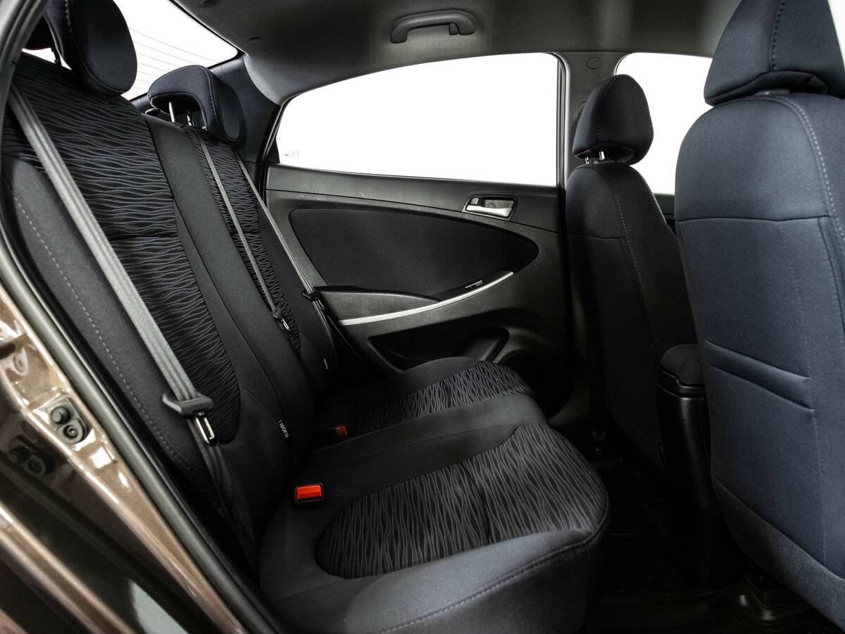 Купить Hyundai Solaris, 2016, 115 245 км, фото №11