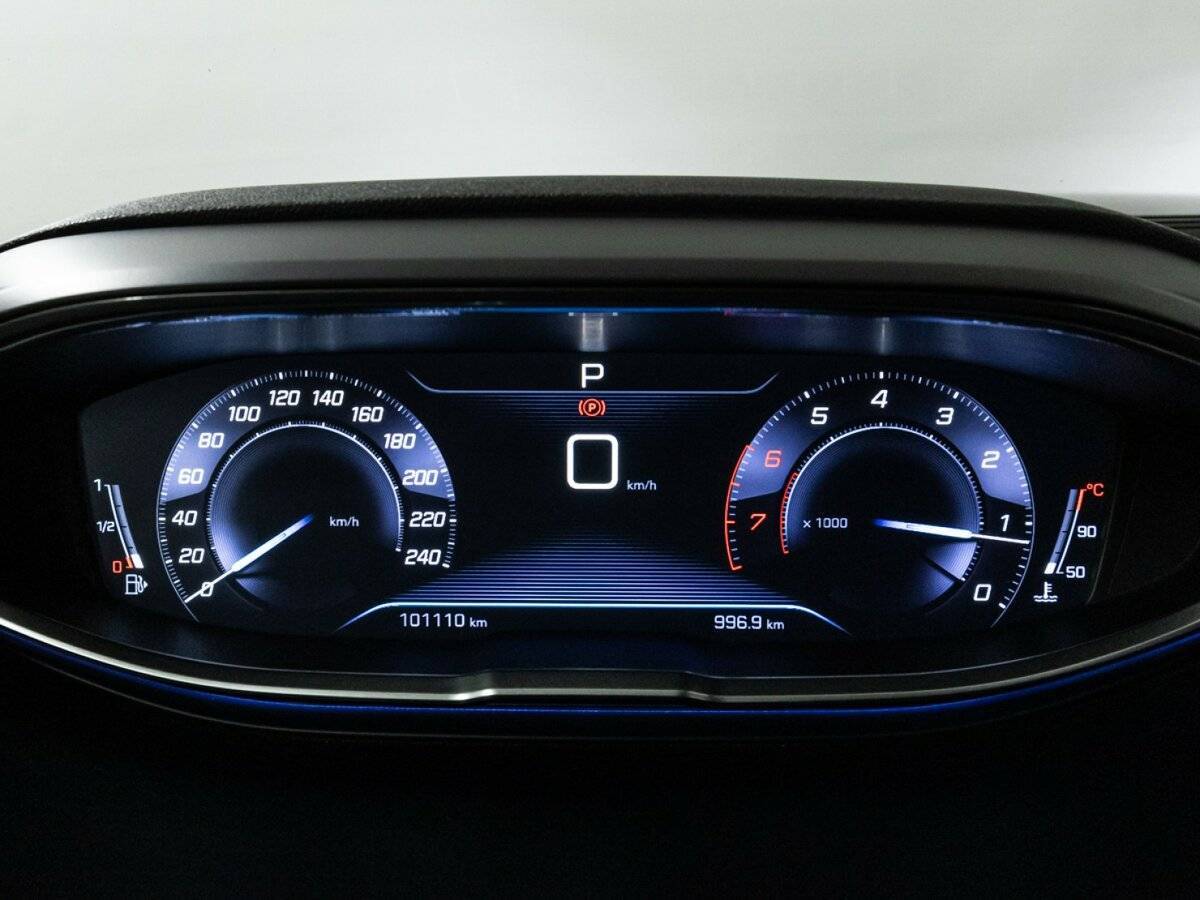 Купить Peugeot 3008, 2017, 101 108 км, фото №12