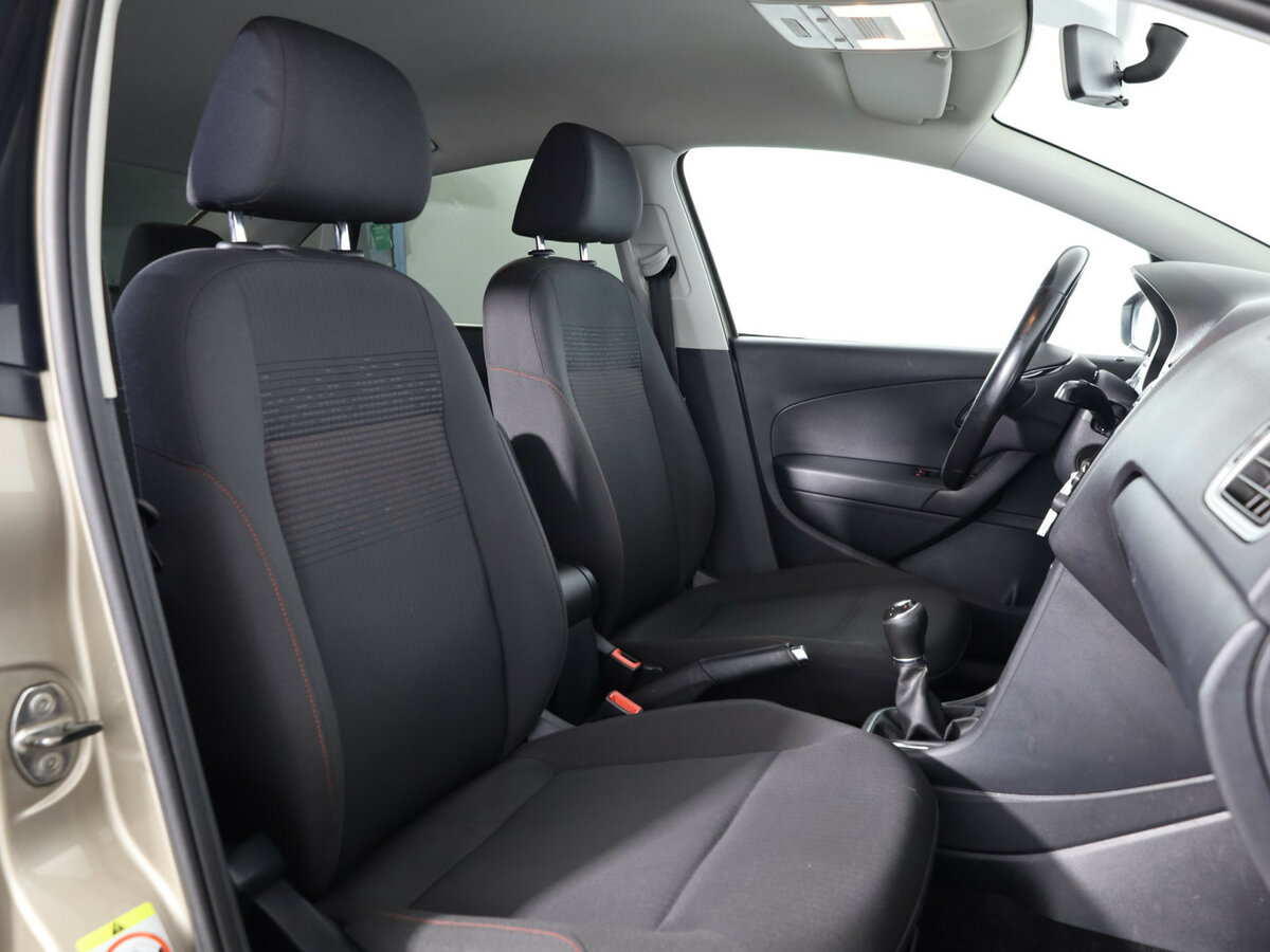 Купить Volkswagen Polo V Рестайлинг, 2017, 174 741 км, фото №11