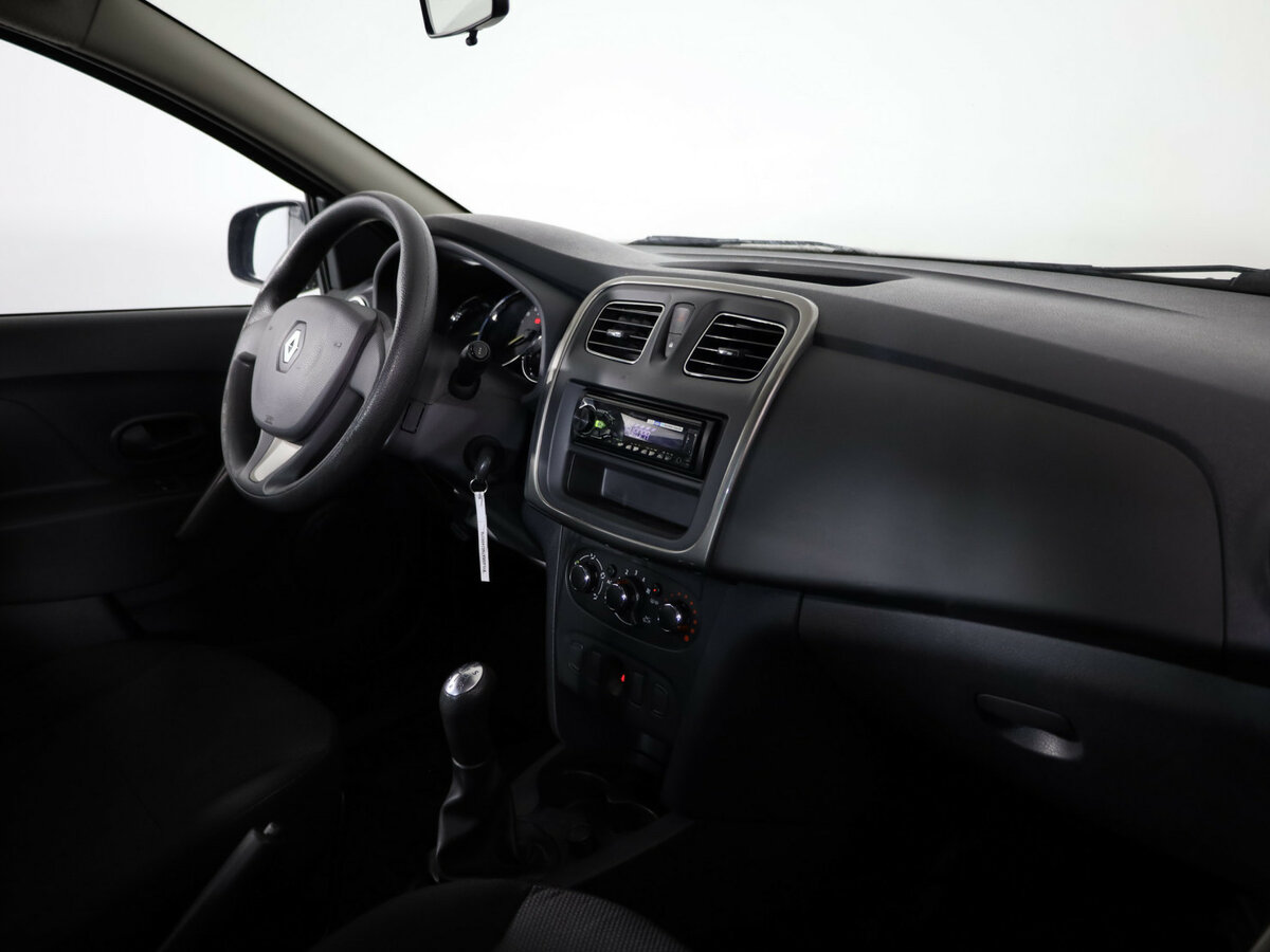 Купить Renault Logan II, 2015, 151 425 км, фото №11