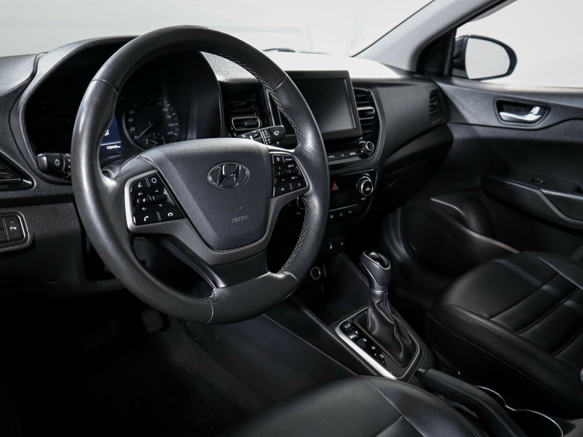 Купить Hyundai Solaris II, 2020, 108 422 км, фото №11